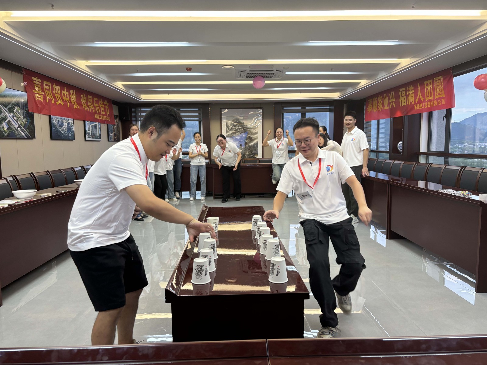 “易聚中秋團圓意，順啟事業新篇章”易順建工集團2024年中秋活動圓滿舉行